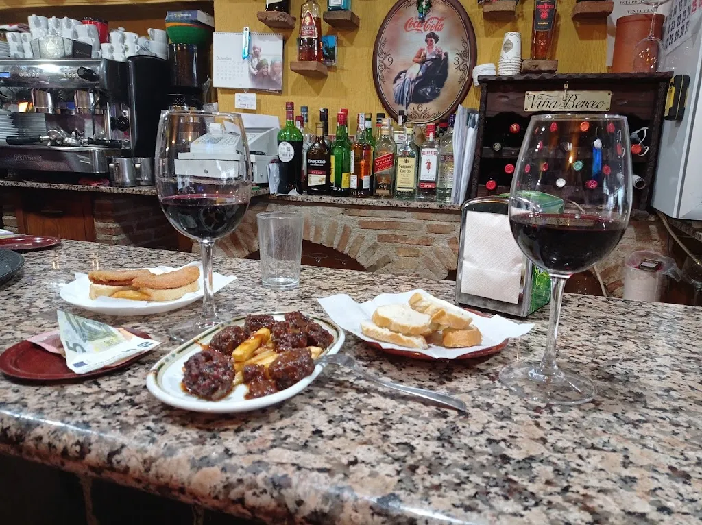 BAR IMPERIAL_Navalmoral_slider_image_3