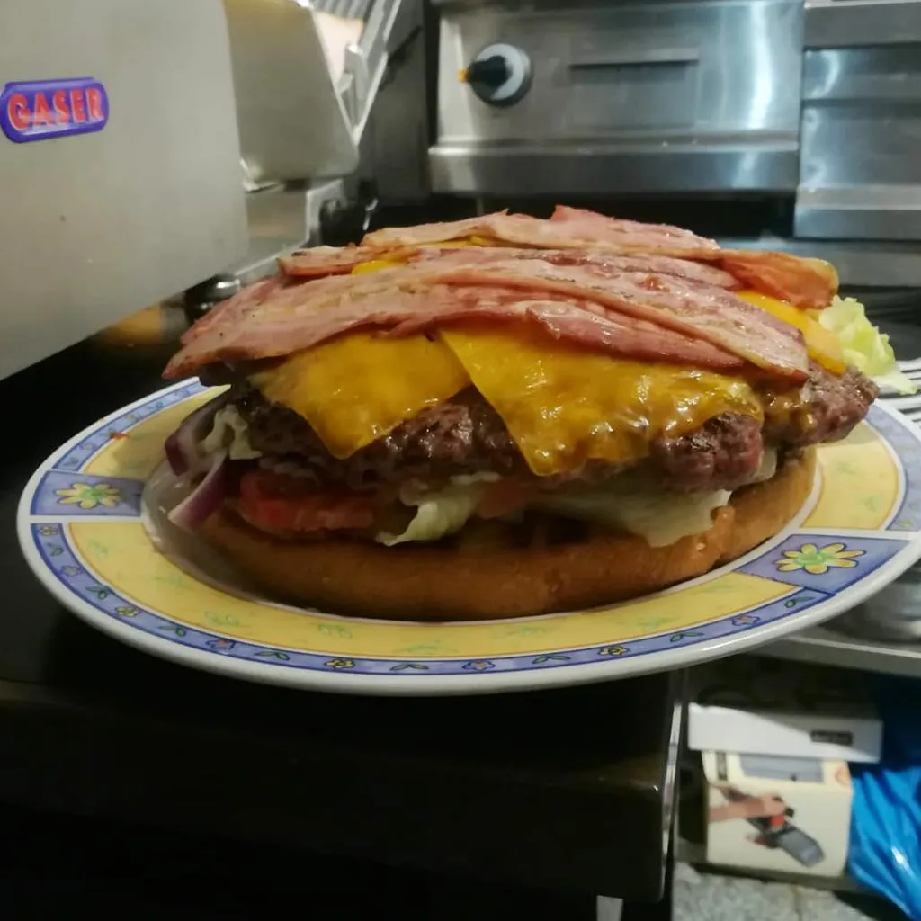 Menu_Caraoque al galope_Poveda_image_1