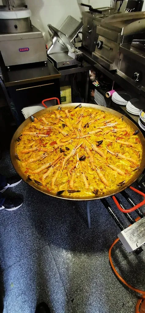 Menu_Caraoque al galope_Poveda_image_2