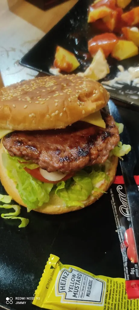 Menu_Cafetería César_Poveda_immagine_6