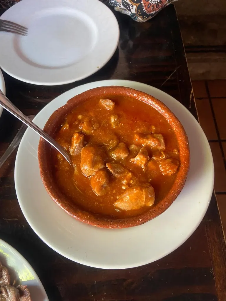 Sheila Algo Más_CASA POVEDA._Poveda_recensione