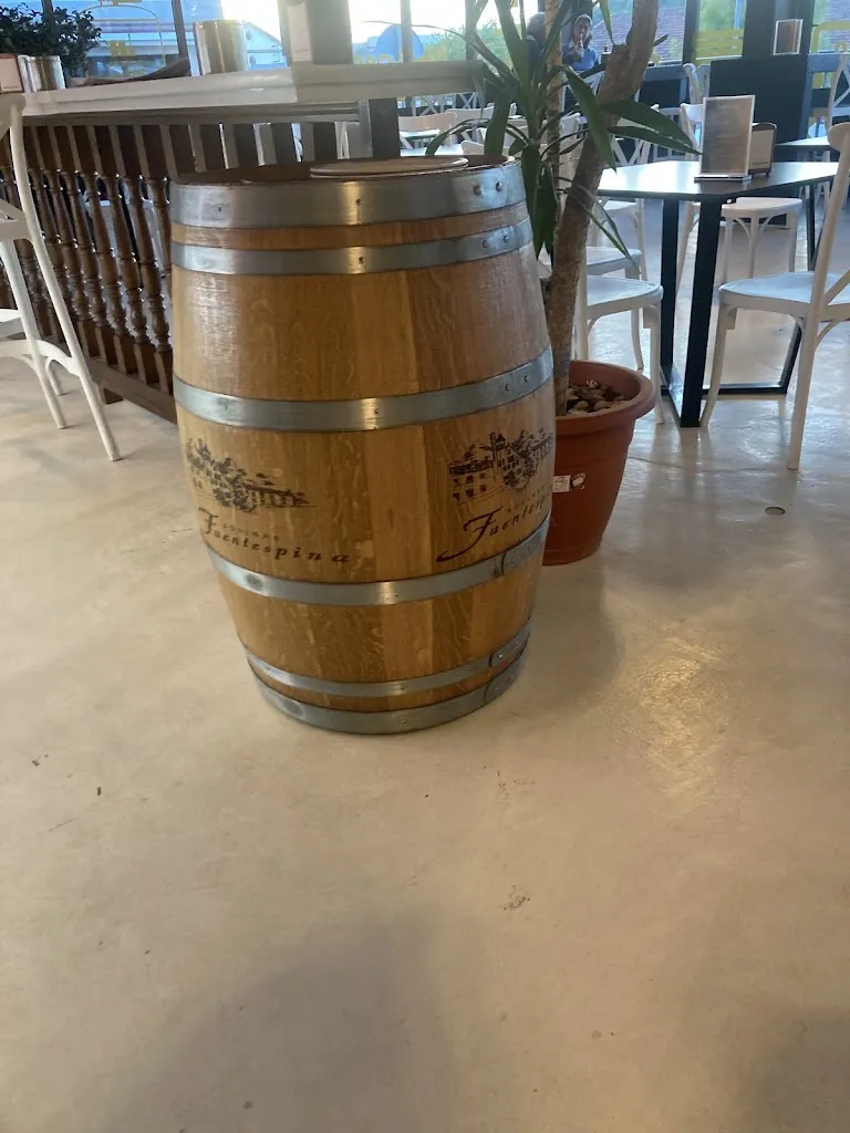 Aidan Murphy_Restaurante Casa Beletri - Crazy Monkeys_San Bartolomé de Béjar_review