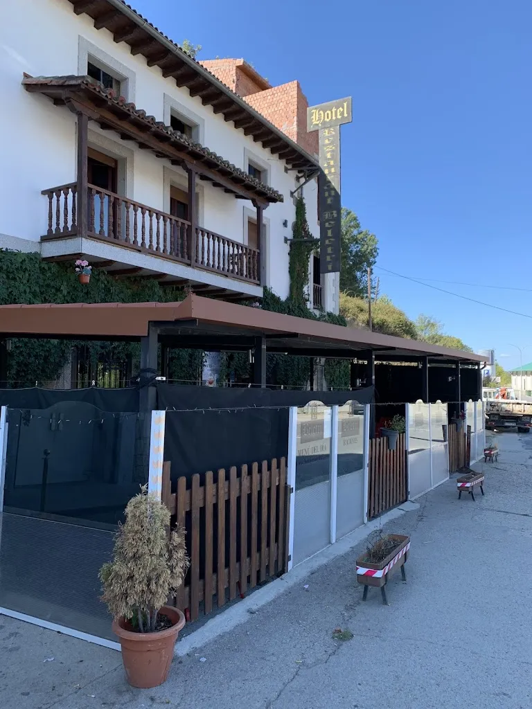 Andrew Streams_Restaurante Casa Beletri - Crazy Monkeys_San Bartolomé de Béjar_review