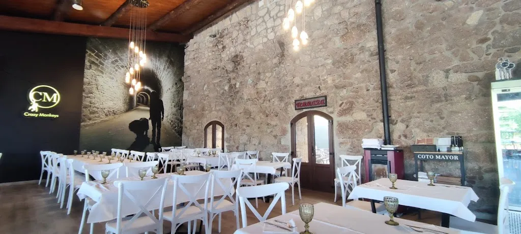Restaurante Casa Beletri - Crazy Monkeys_San Bartolomé de Béjar_slider_image_3