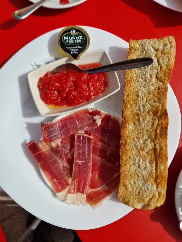 Menu_Bar Pistón_San Bartolomé de Pinares_image_4