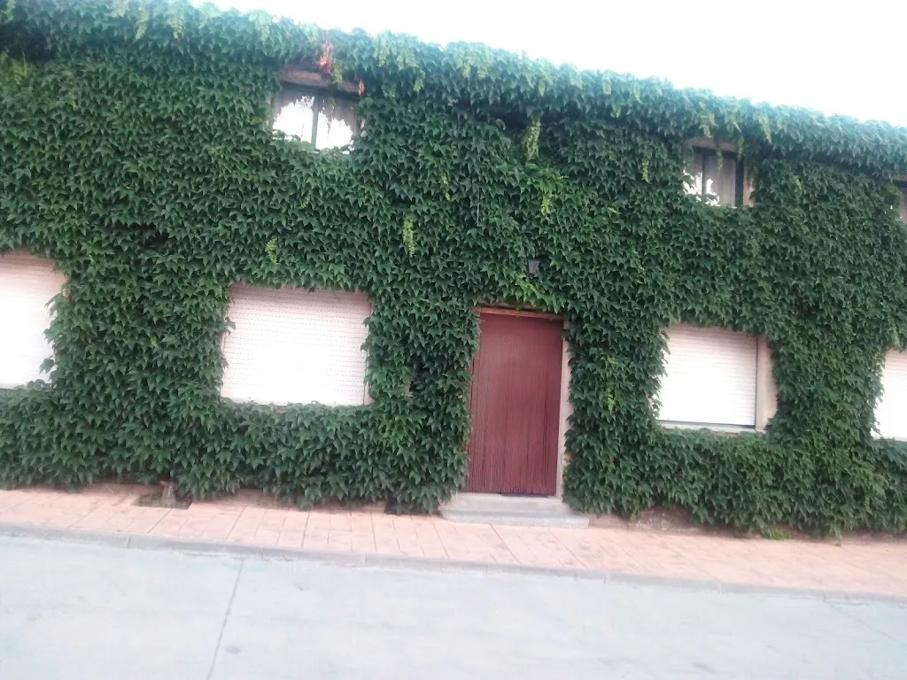 Bar Isabel Pantoja_San Juan de la Encinilla_slider_image_1