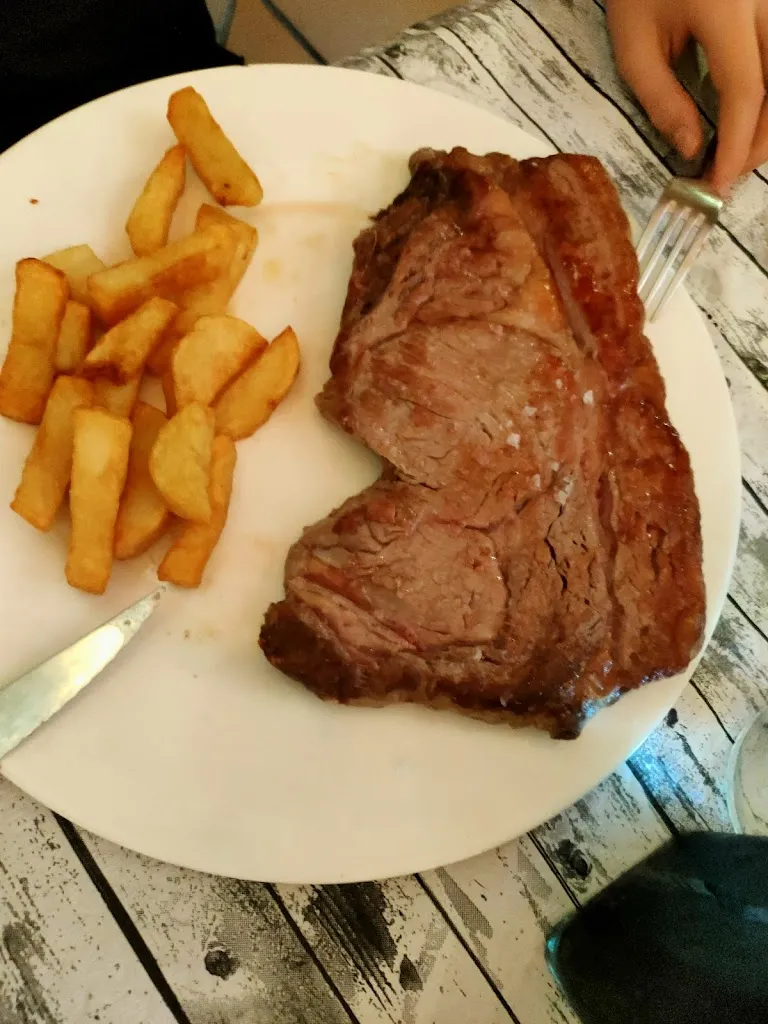 Mesón El Venerito_Piedralaves_slider_image_3