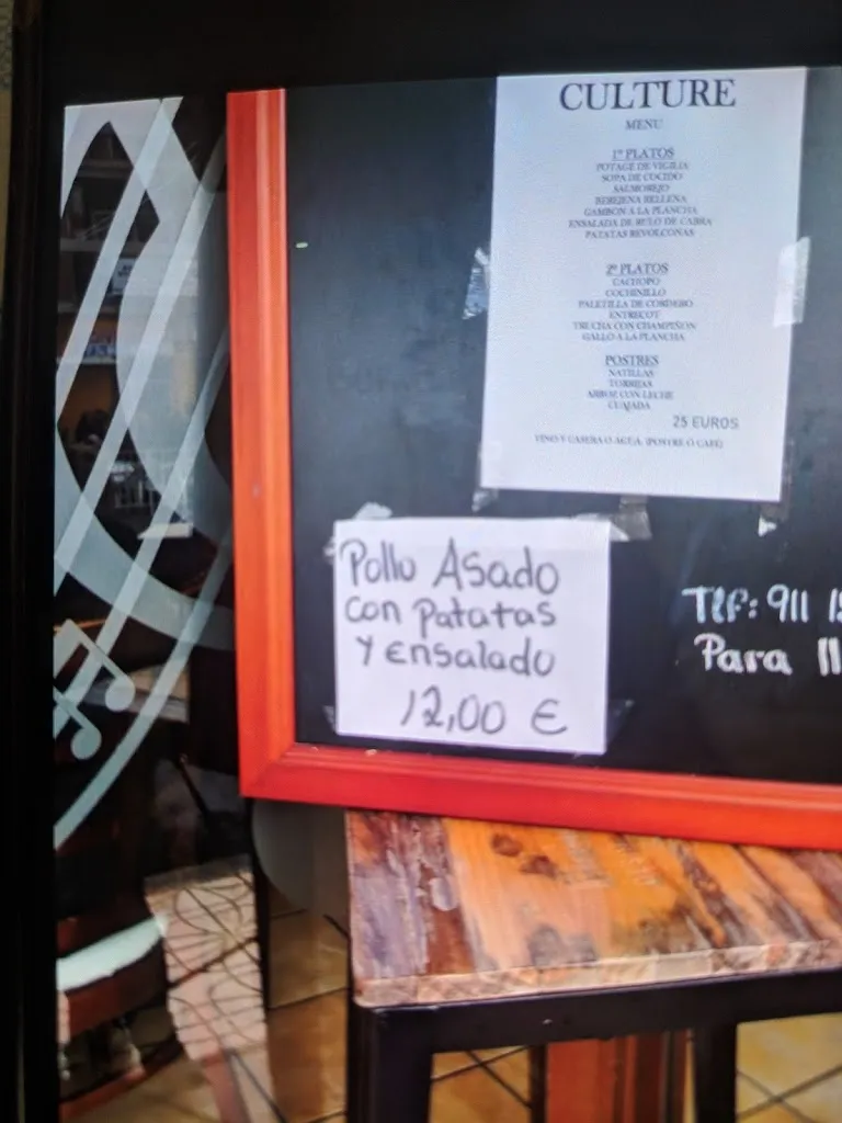 Ivan MM_Restaurant Cafe Culture_Piedralaves_review