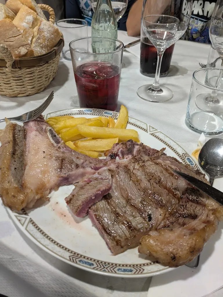 Ángel Herrero_Restaurante Cervecería La Huerta de Edi_Piedralaves_review