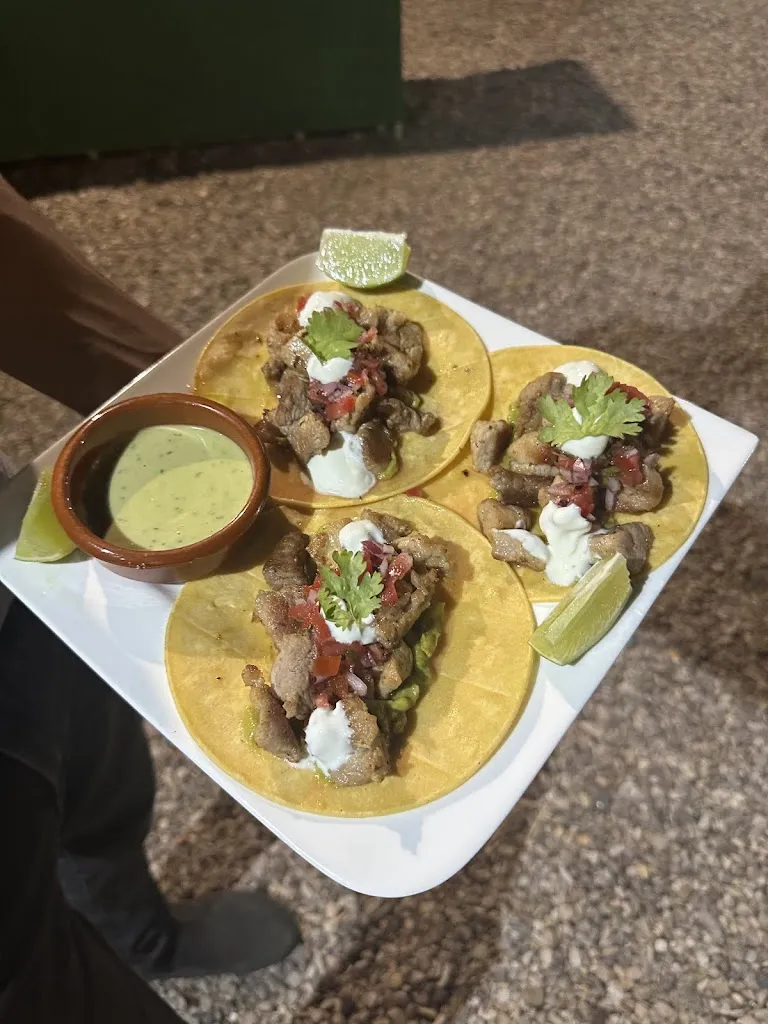 Bar La Milagrosa_Piedralaves_slider_image_3