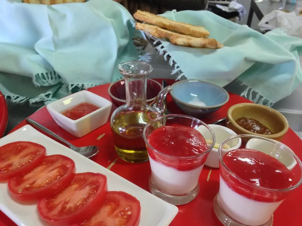 Restaurante La Canela_Piedralaves_slider_image_2