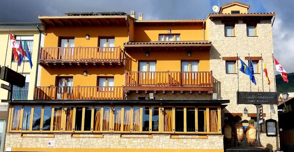 Posada de Trastámara restaurant in Piedralaves