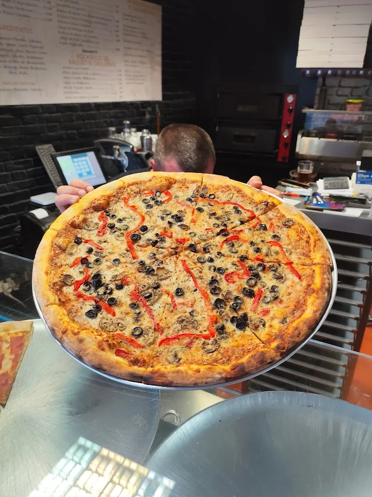 Alvaro Álvarez rey_Pizzeria Mirador_Piedralaves_review