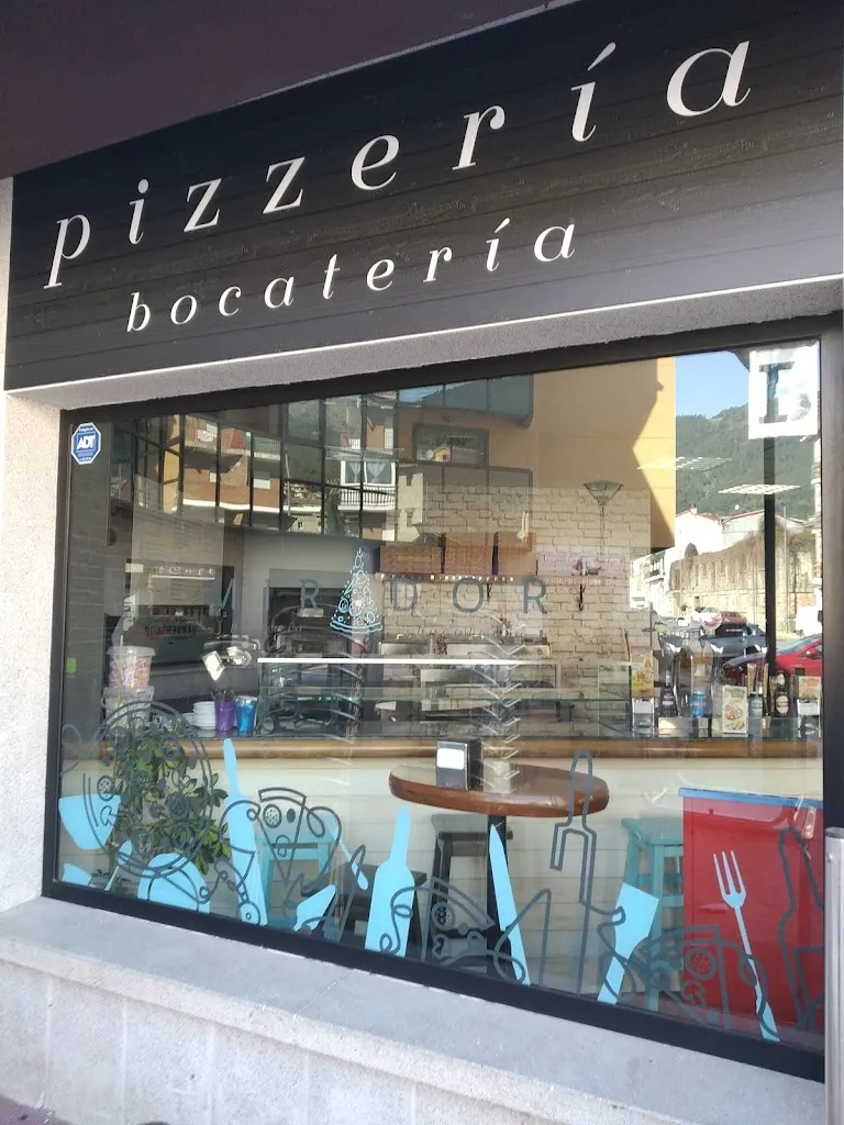 Pizzeria Mirador_Piedralaves_slider_image_1