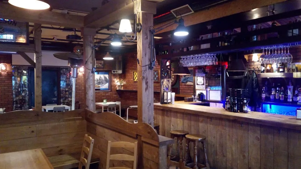 CopasVicenBar restaurant in San Juan del Molinillo