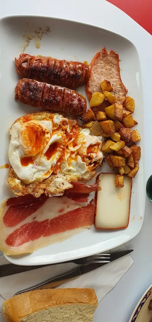 Menü_Restaurante Venta del Obispo_San Martín del Pimpollar_Bild_7