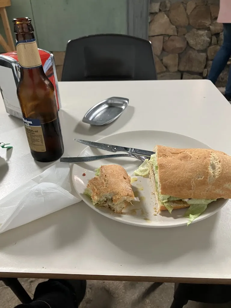 Luis Miguel Fernandez_Kiosco de las eras_San Martín del Pimpollar_review