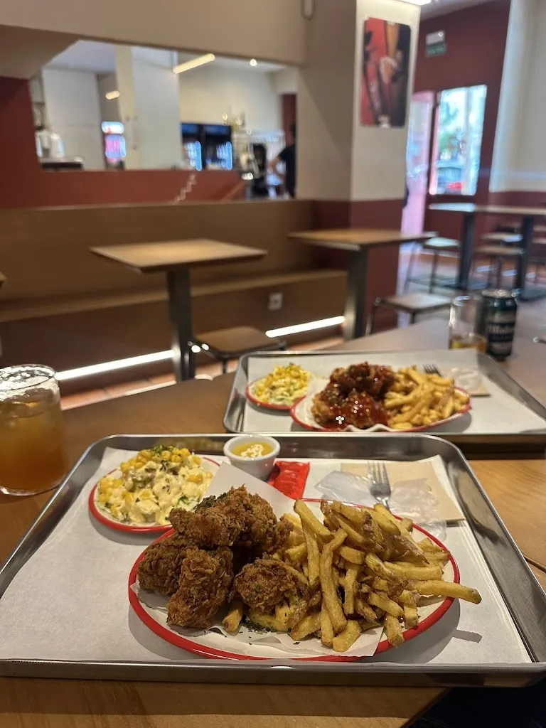 Wenli Zhou Chen_CHUCK CHUCK CHICKEN _Sanchorreja_review