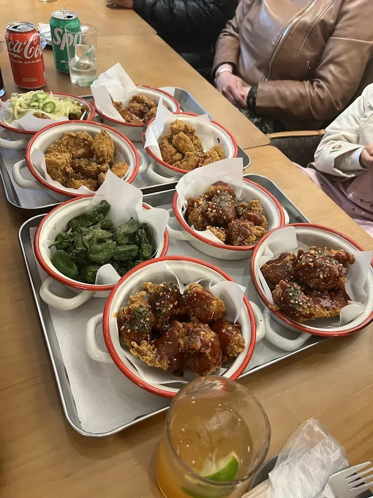 Daniel Jasiński_CHUCK CHUCK CHICKEN _Sanchorreja_review