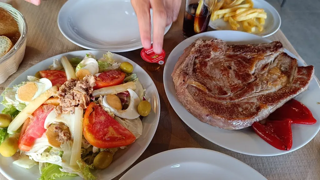 Sara Vivas_EL PALOMAR_San Pedro del Arroyo_review