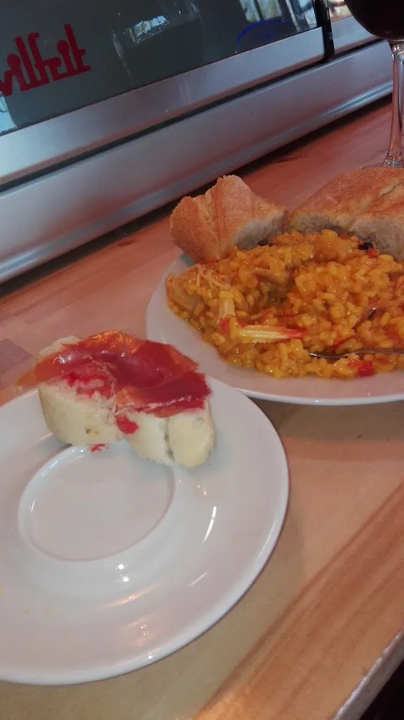 Luis San Vicente Fernández_Bar El Paso_San Martín de la Vega del Alberche_review