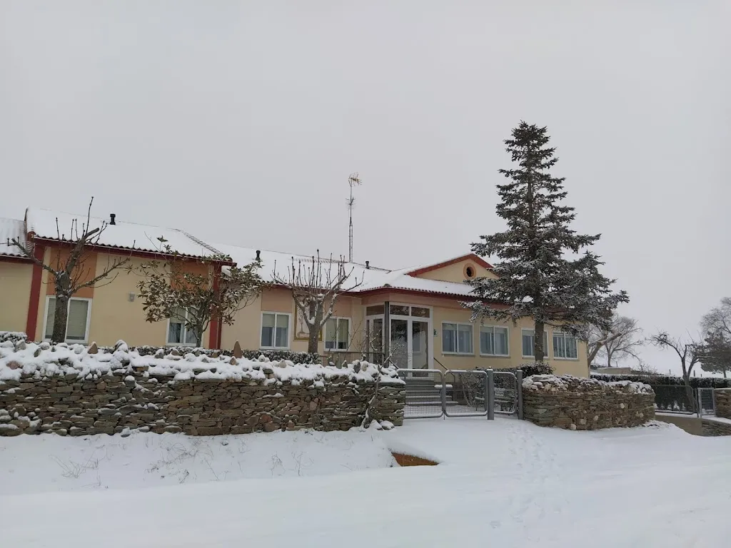 Residencia Olmar de Tercera Edad_Solana de Rioalmar_slider_image_3