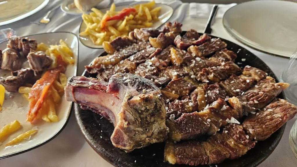 Santi G._Restaurante el Sarmiento Serrada_Serrada La_recensione