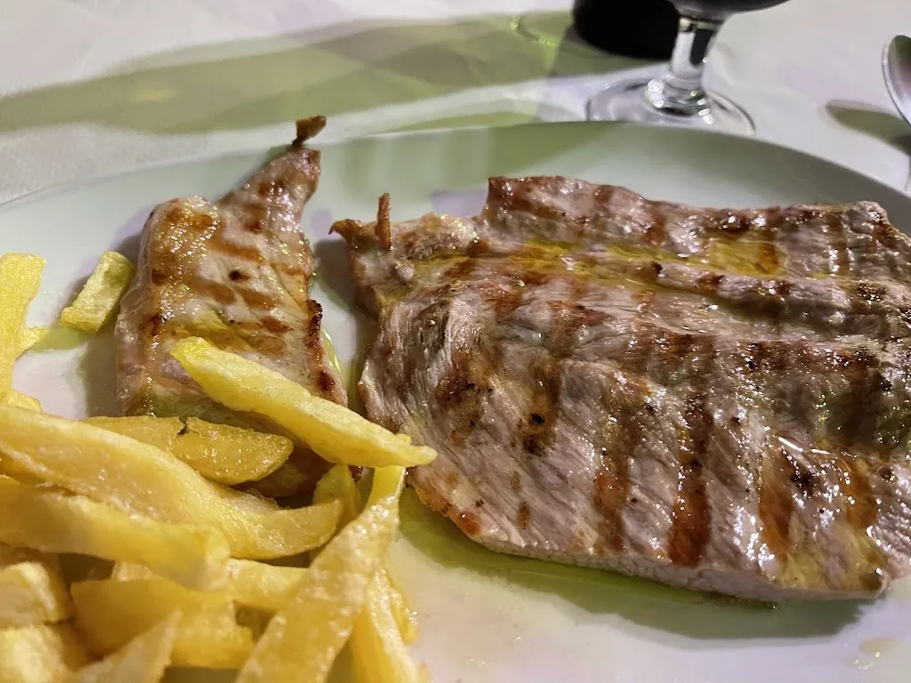 Restaurante La Gallega_Tolbaños_slider_image_3