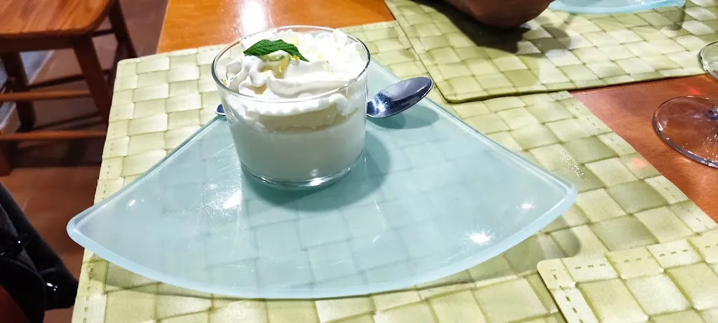 Mar Rodriguez_El salón_Tormellas_recensione