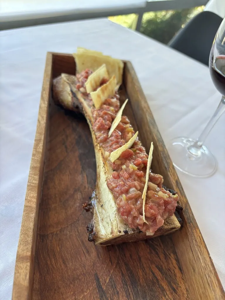 Araceli Muñoz_Restaurante Aljibe Brasa_Serranillos_recensione