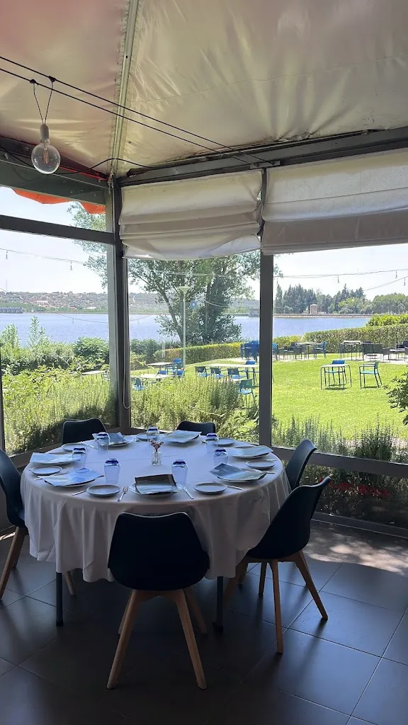 Restaurante Aljibe Brasa restaurant in Serranillos