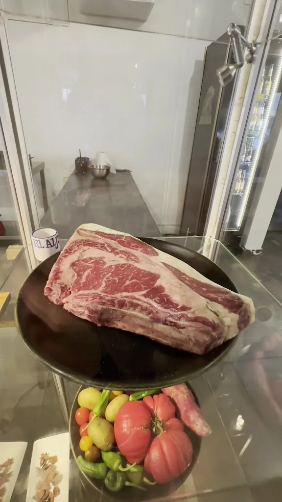 Restaurante Aljibe Brasa_Serranillos_slider_image_2