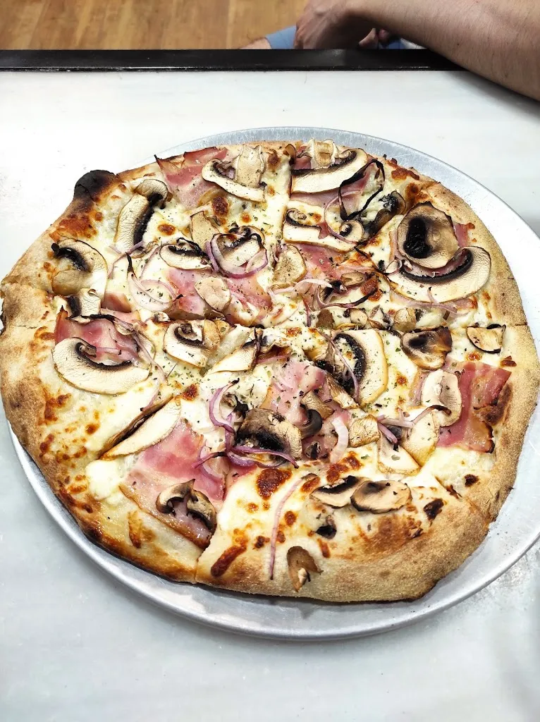 Il Nonno Pizzeria restaurant in Serranillos