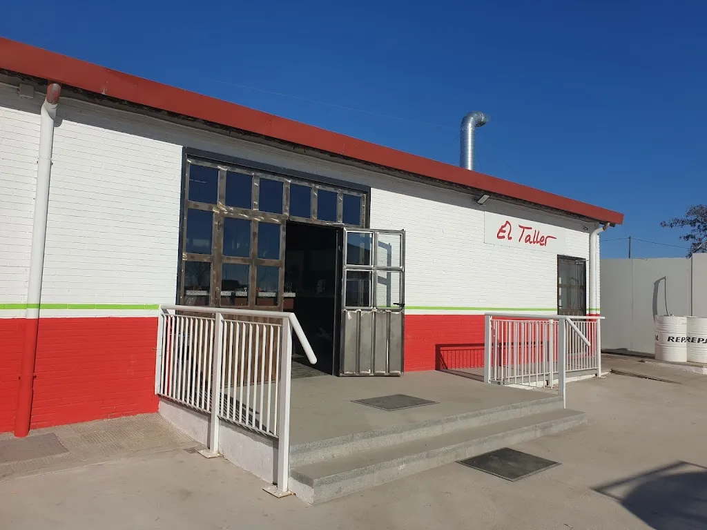 Restaurante EL TALLER_Valdecasa_slider_image_2