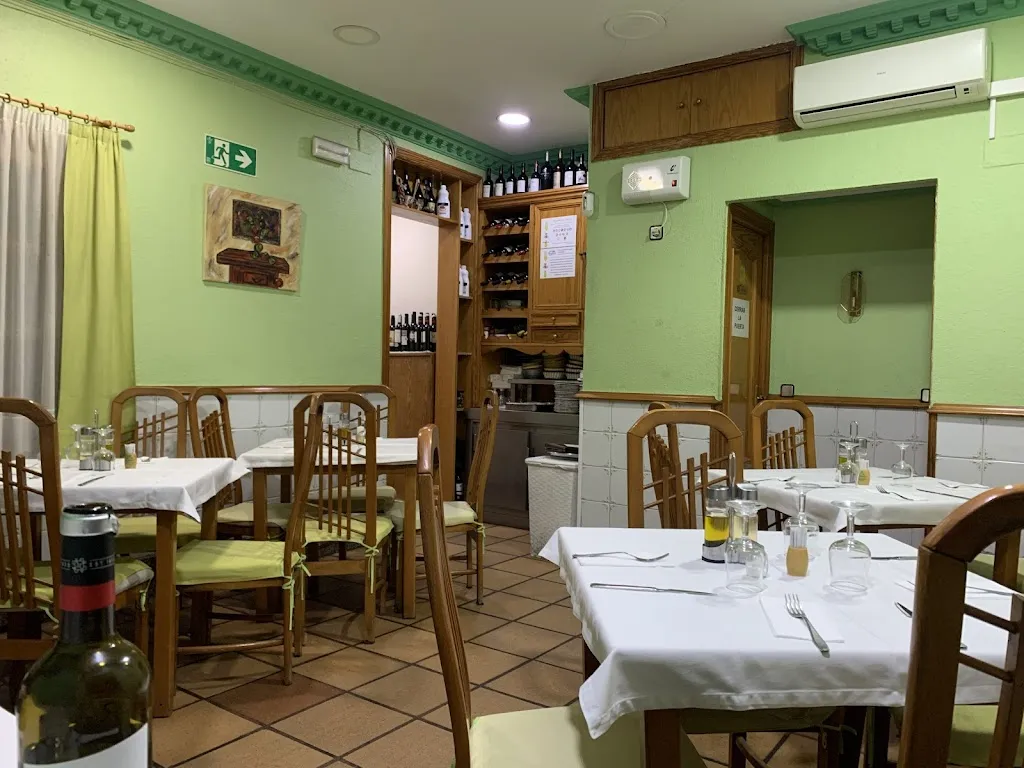 Mesón Leonés restaurant in Vadillo de la Sierra