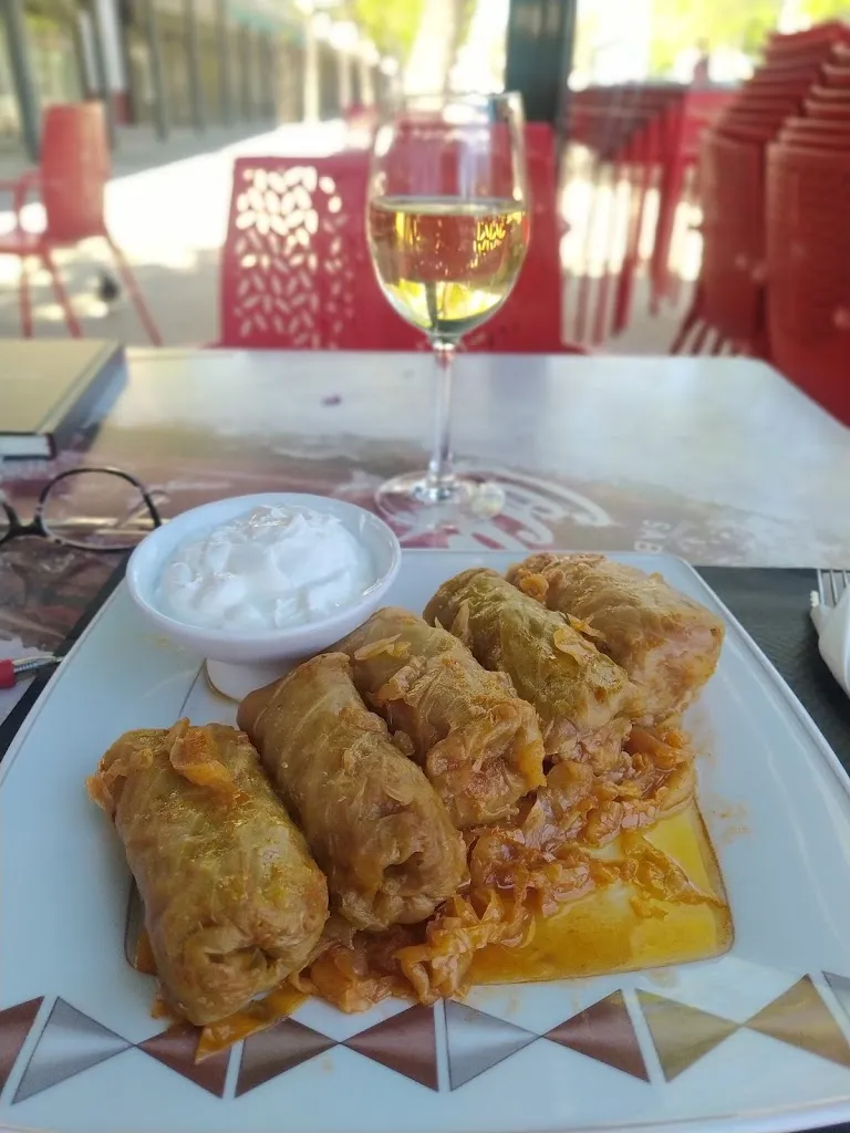 Simona Bradatan_Vinoteca La Torre_Torre La_review