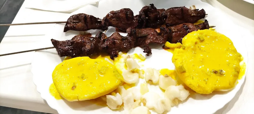 cinthya tutiven_La Torre | Parrilla Ecuatoriana_Torre La_review