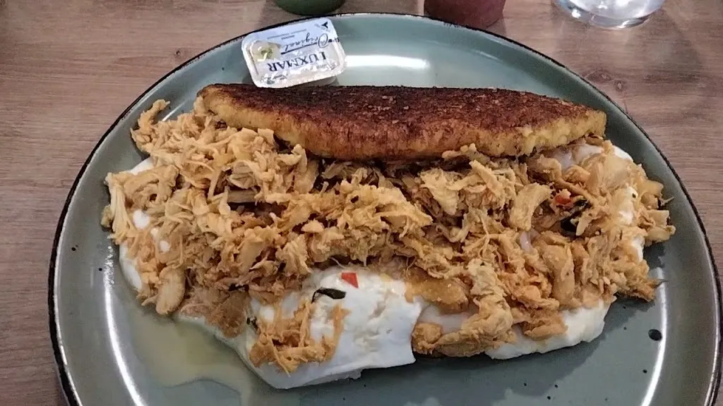 Chemex Venezuelan Food_Culleredo_slider_image_2