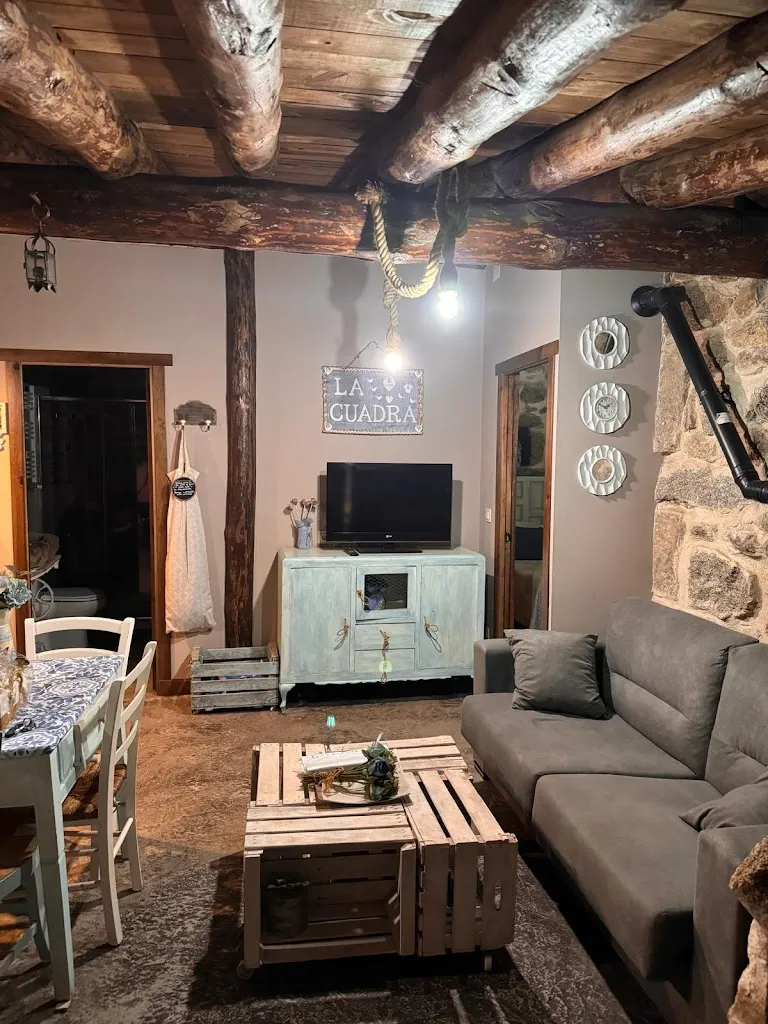 Beatriz Gomez Cortes_Casas Rurales Paredes_Villar de Corneja_review