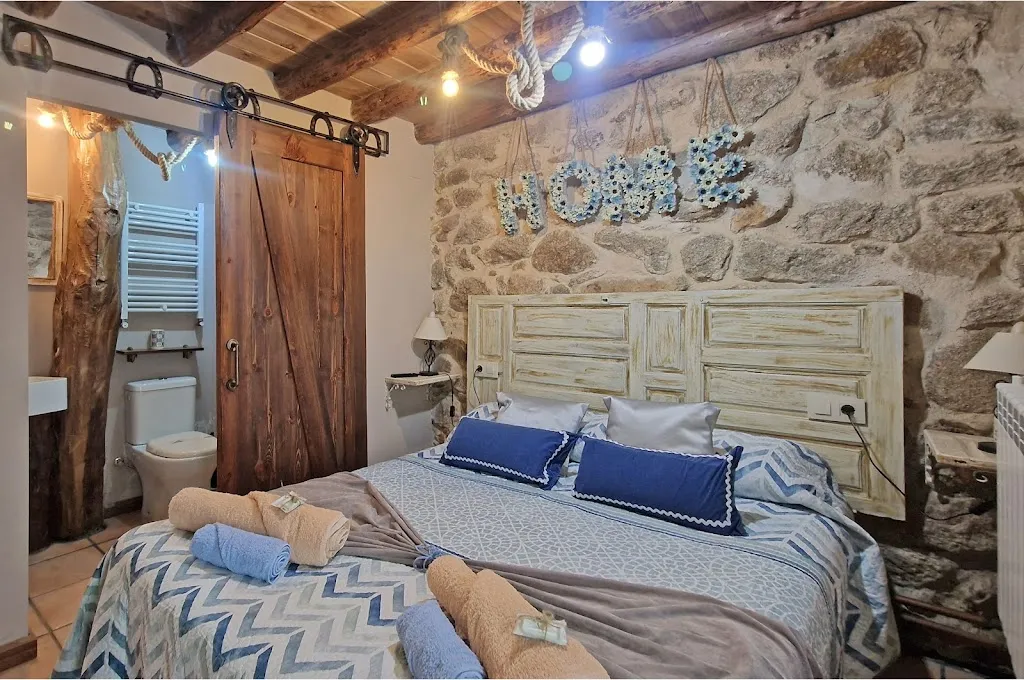 Casas Rurales Paredes_Villar de Corneja_slider_image_3