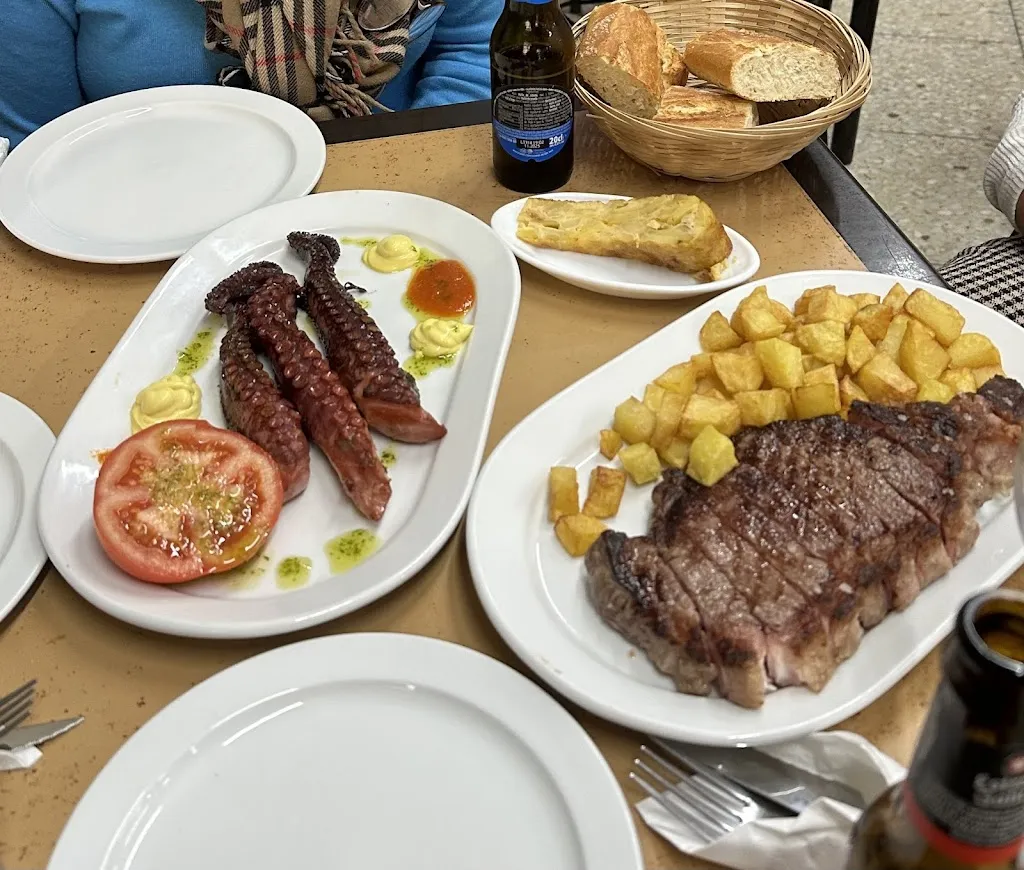 BAR EMILIANO 3.0_Villarejo del Valle_slider_image_2