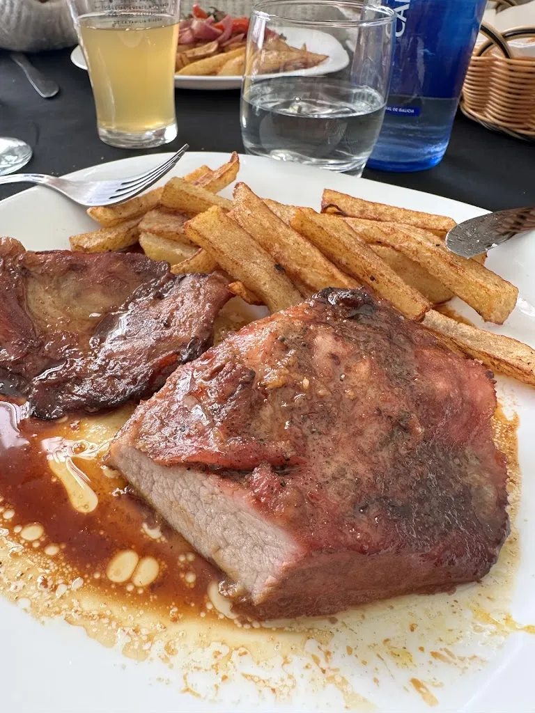 Héctor Alonso_El Paraíso de El Tiemblo_Tiemblo El_review