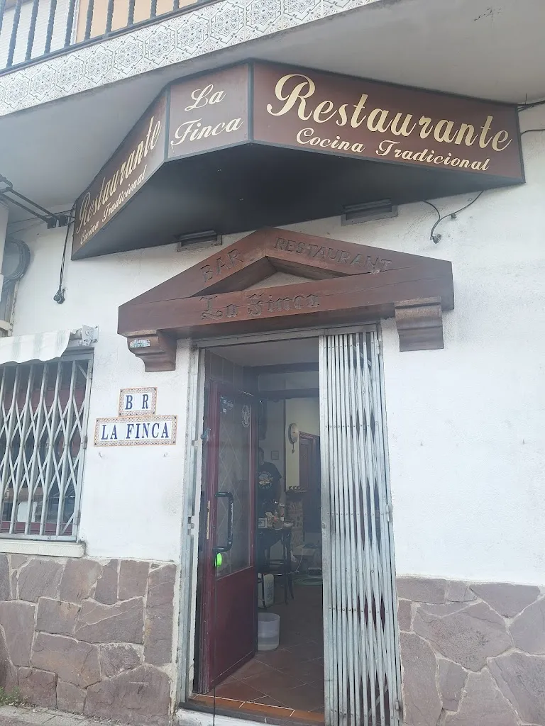 Restaurante La Finca restaurant in Tiemblo El