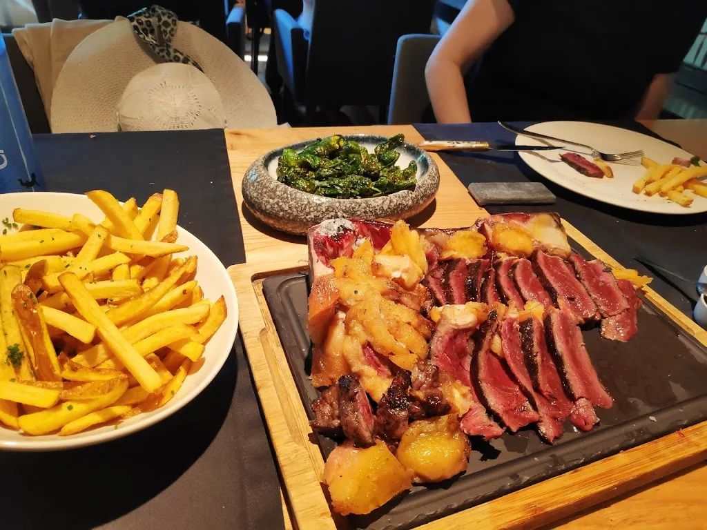 Javier Cudeiro_Divino Steak House_Culleredo_review