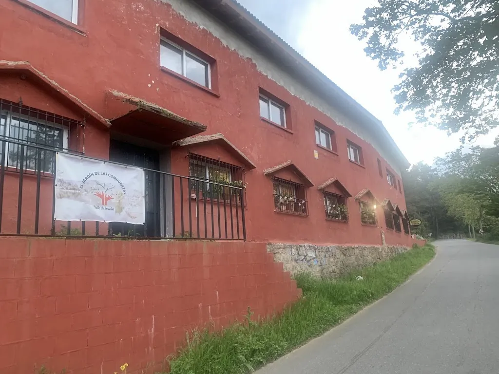 DIEGO NIETO PARDO_El jardín de las Compuertas_Tiemblo El_recensione