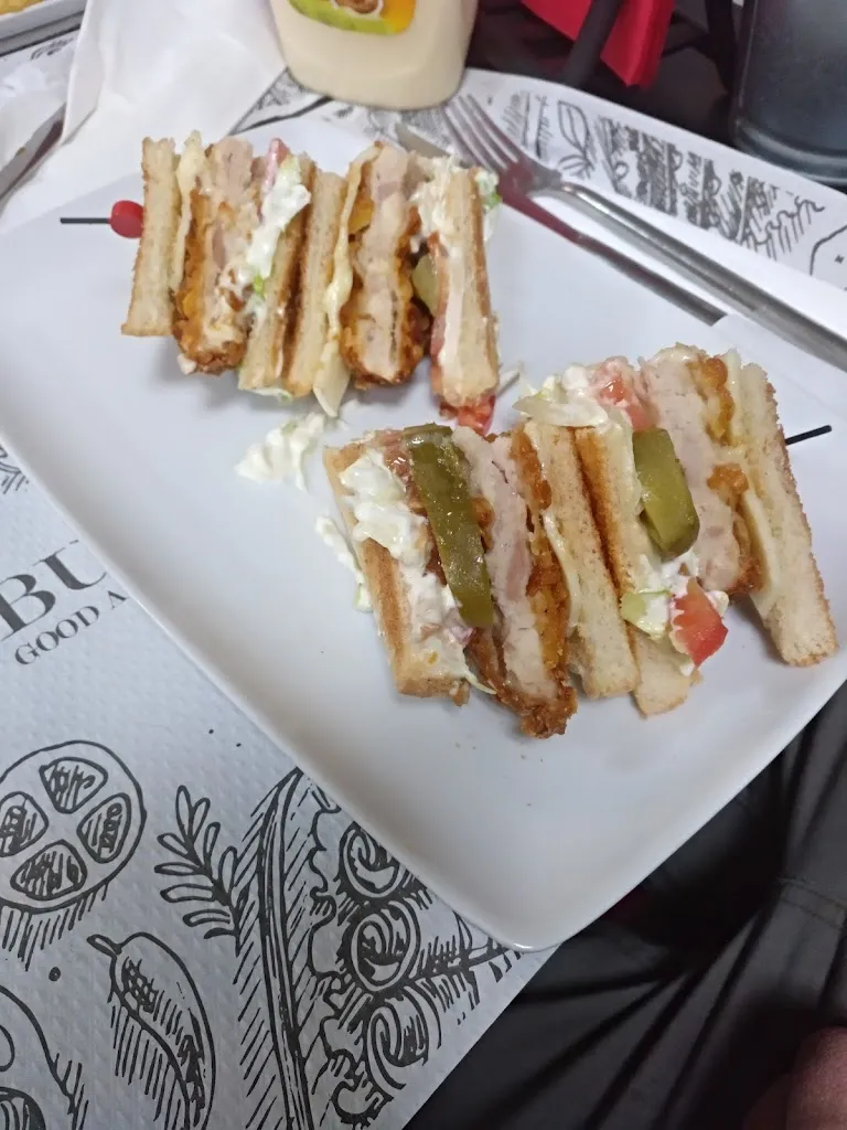 Menu_Bar Estacion Autobuses_Tiemblo El_image_8