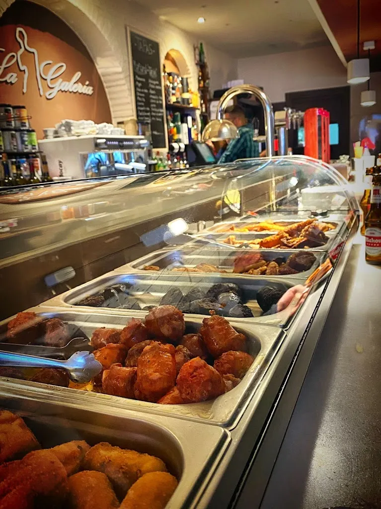 Café-Bar La Galería restaurant in Tiemblo El