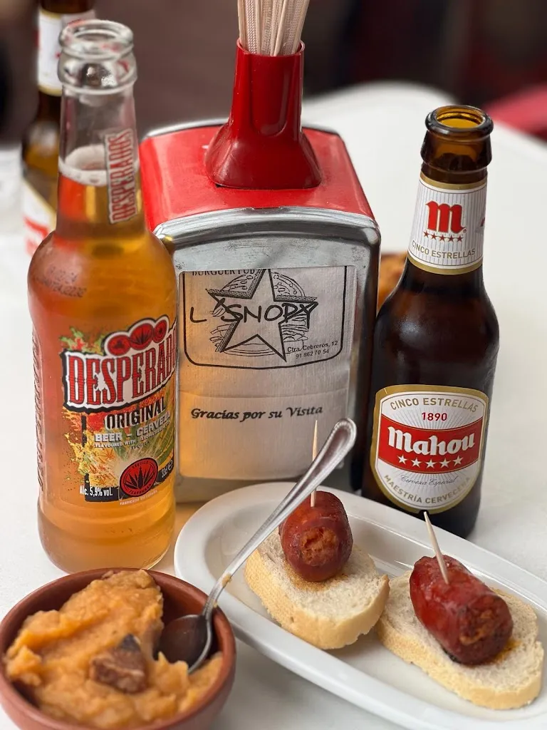 Snoopy_Tiemblo El_slider_image_2