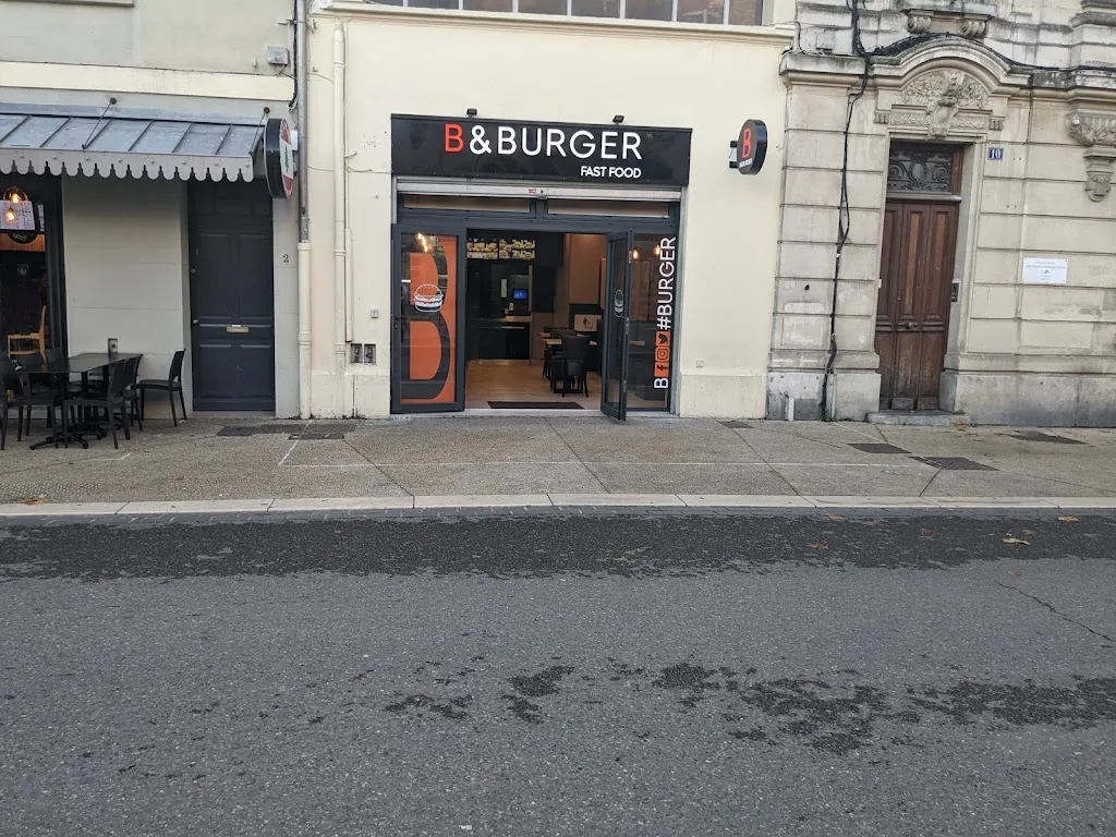 Chico's restaurant in Tiemblo El