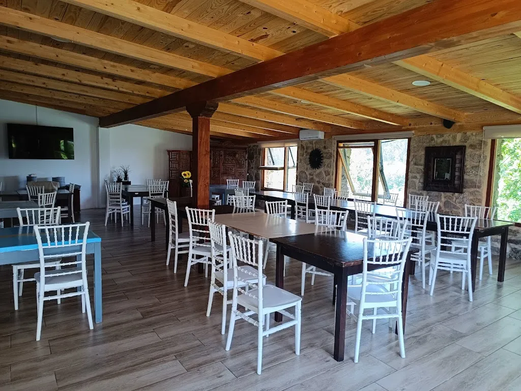 Casa Varela Rial restaurant in Viñegra de Moraña